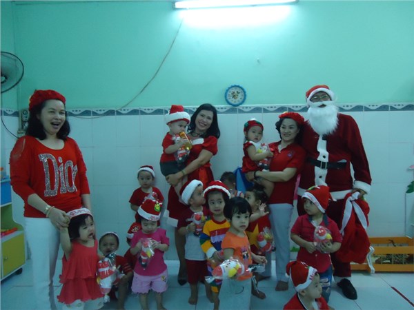 Trường Mầm non 14B tổ chức lể hội Giáng sinh 2018
